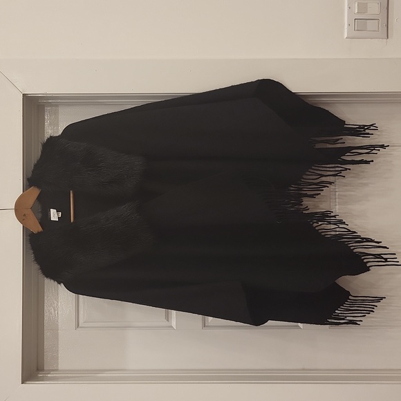 J crew black cape - Picture 4 of 4